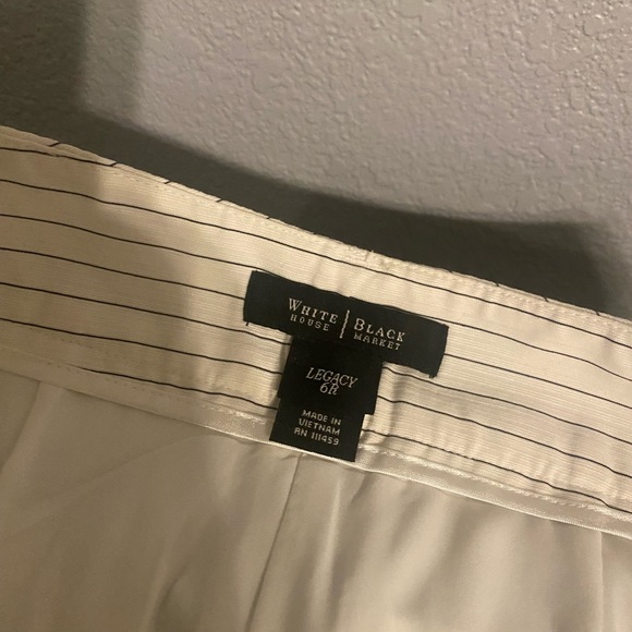 WHBM Women's size 6R white pinstriped pants - Picture 5 of 5